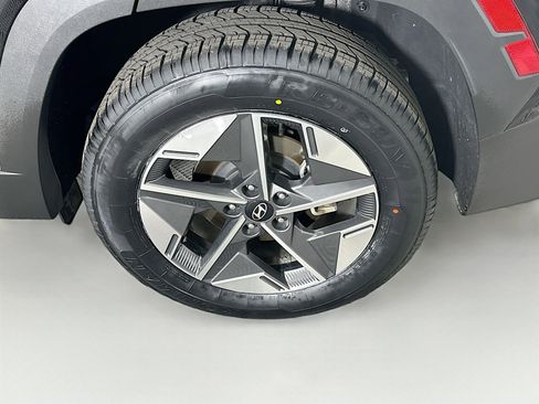 Used 2025 Hyundai Tucson SEL image 11
