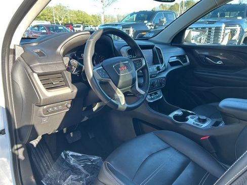 Used 2023 GMC Terrain Denali image 12
