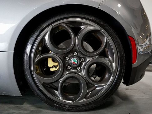 Used 2020 Alfa Romeo 4C Spider w/ Bright Package image 40