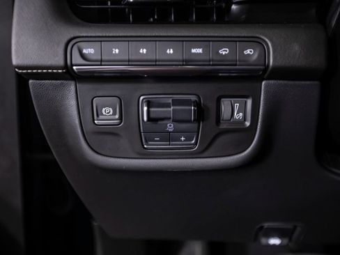 Used 2021 Cadillac Escalade Sport w/ Driver Assist Tech Package AWD/4WD image 41