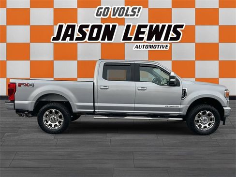 Used 2020 Ford F250 Lariat w/ Chrome Package image 2