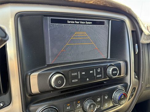 Used 2015 GMC Sierra 2500 Denali w/ Duramax Plus Package image 19