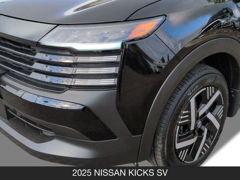 Certified 2025 Nissan Kicks SV image 11