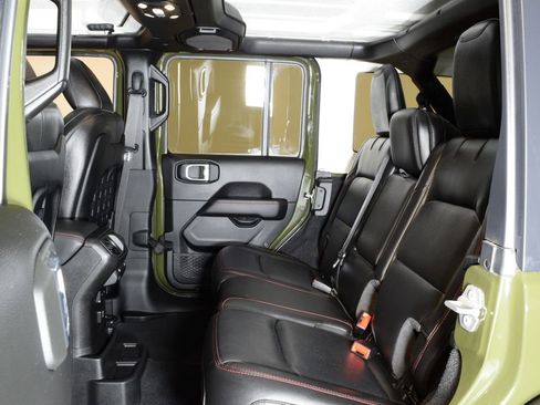 Used 2021 Jeep Wrangler Unlimited Rubicon AWD/4WD image 27