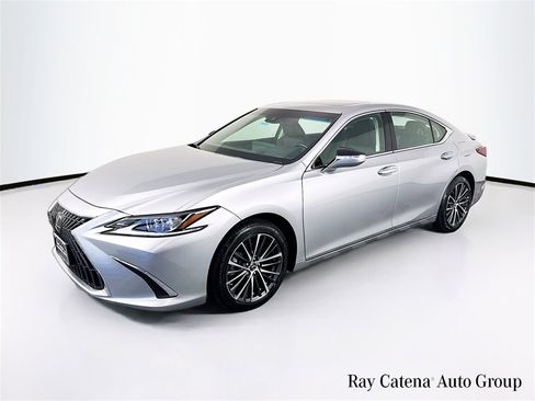 Certified 2025 Lexus ES 350 w/ Premium Package image 3