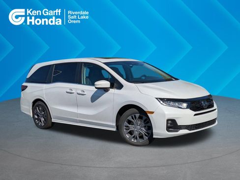 New 2026 Honda Odyssey Touring image 1