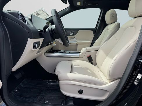 New 2026 Mercedes-Benz GLA 250 image 9
