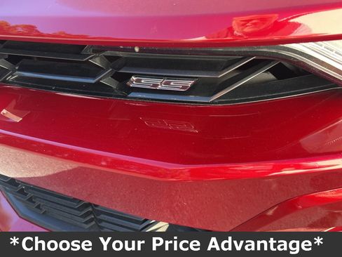 Used 2021 Chevrolet Camaro SS image 10