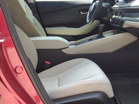 New 2025 Honda Accord SE image 18