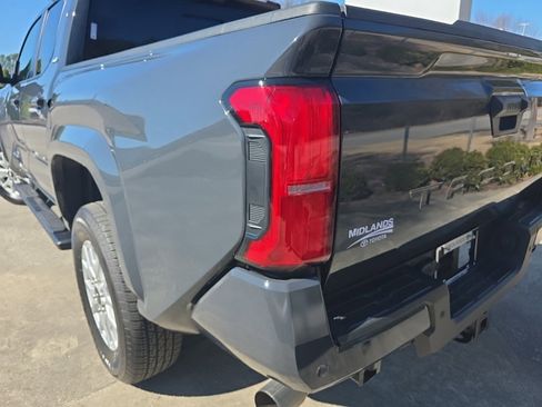 Used 2024 Toyota Tacoma SR5 w/ SR5 Upgrade Package image 12