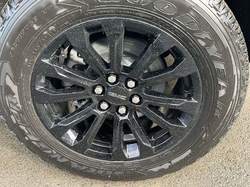 Used 2022 GMC Canyon Elevation w/ Trailering Package image 10