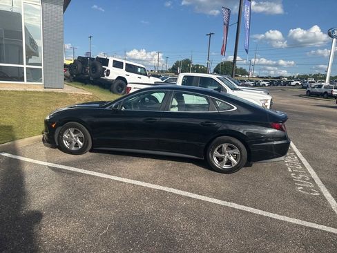 Used 2022 Hyundai Sonata SE FWD image 8