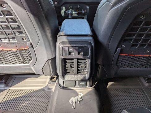 Used 2025 Ford Bronco Raptor AWD/4WD image 44