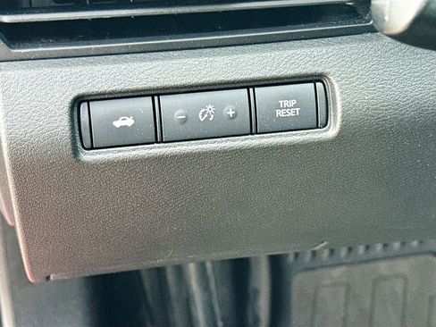 Used 2023 Nissan Altima 2.5 SR image 9