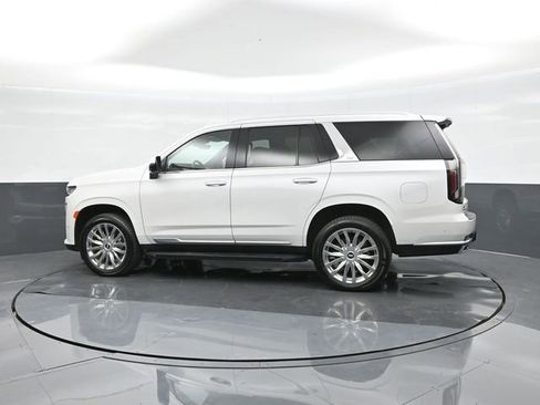 Used 2021 Cadillac Escalade Premium Luxury image 5