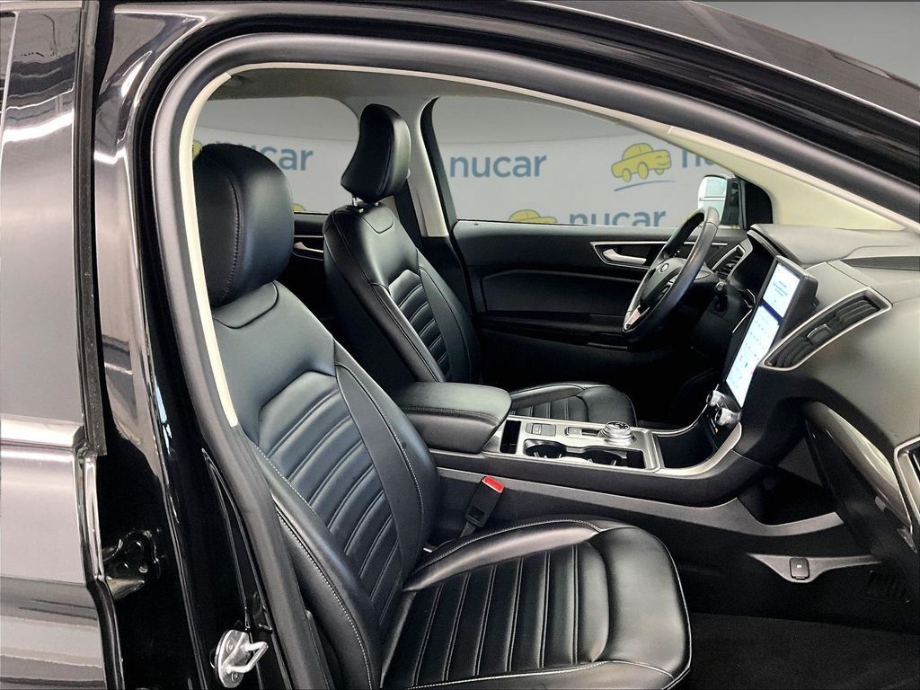 Used 2024 Ford Edge SEL AWD/4WD image 11