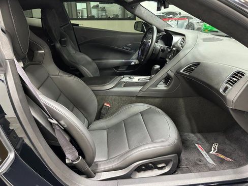 Used 2016 Chevrolet Corvette Z06 w/ 3LZ Preferred Equipment Group RWD image 26