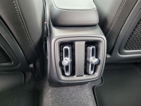 New 2026 Volvo XC40 B5 Ultra w/ Climate Package image 13