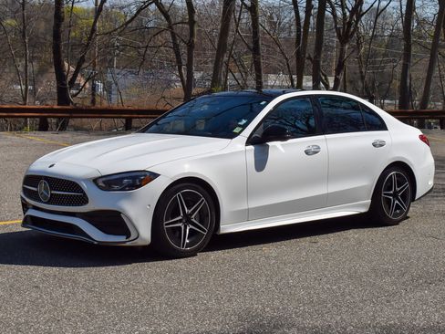 Used 2023 Mercedes-Benz C 300 4MATIC Sedan w/ AMG Line w/ Night Package image 2