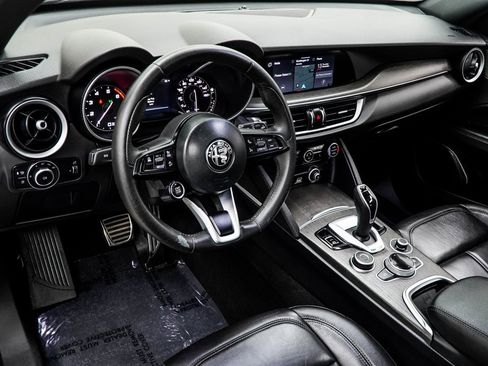 Used 2022 Alfa Romeo Stelvio Ti image 13