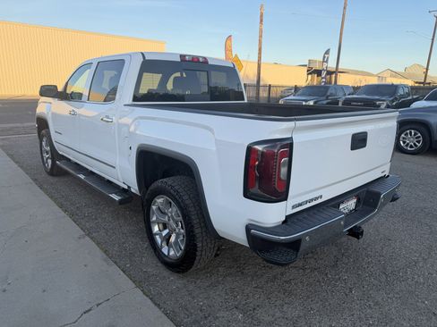 Used 2018 GMC Sierra 1500 SLT image 4