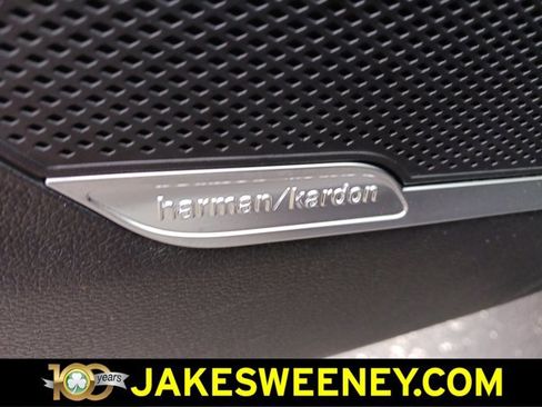 Used 2025 Kia Sportage SX image 29