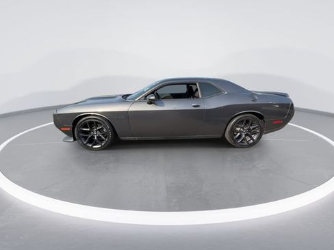 Used 2022 Dodge Challenger R/T w/ Blacktop Package RWD image 5