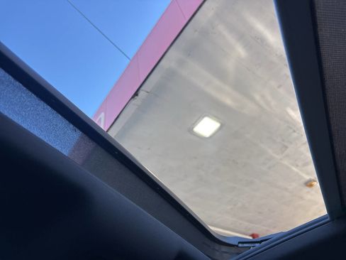 Used 2017 Audi Q3 2.0T Prestige image 12