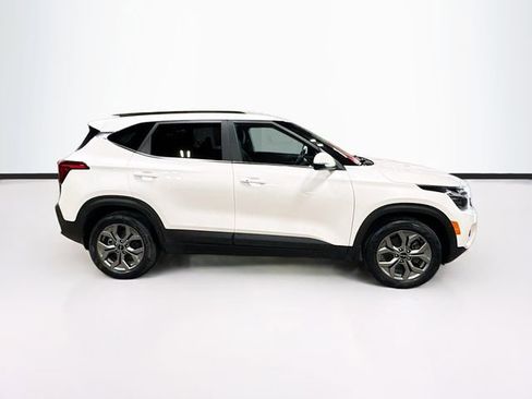 Used 2024 Kia Seltos S AWD/4WD image 8