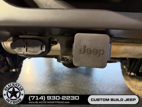Used 2023 Jeep Wrangler Unlimited Rubicon 4xe AWD/4WD image 14
