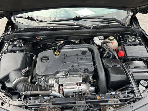Used 2023 Chevrolet Malibu LT FWD image 12