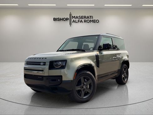 Used 2023 Land Rover Defender 90 X-Dynamic SE AWD/4WD image 2