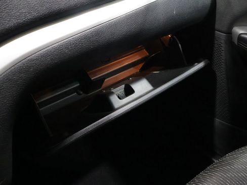 Used 2013 Dodge Journey SXT FWD image 30