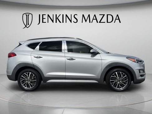 Used 2020 Hyundai Tucson Ultimate w/ Cargo Package FWD image 8