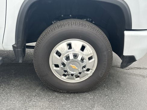 New 2026 Chevrolet Silverado 3500 High Country w/ Technology Package image 12