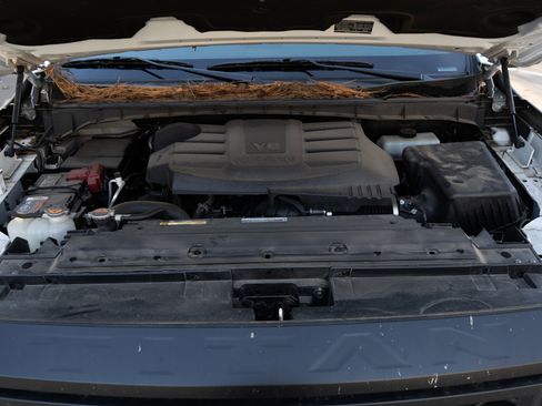 Used 2023 Nissan Titan PRO-4X w/ Pro-4x Convenience Package image 40