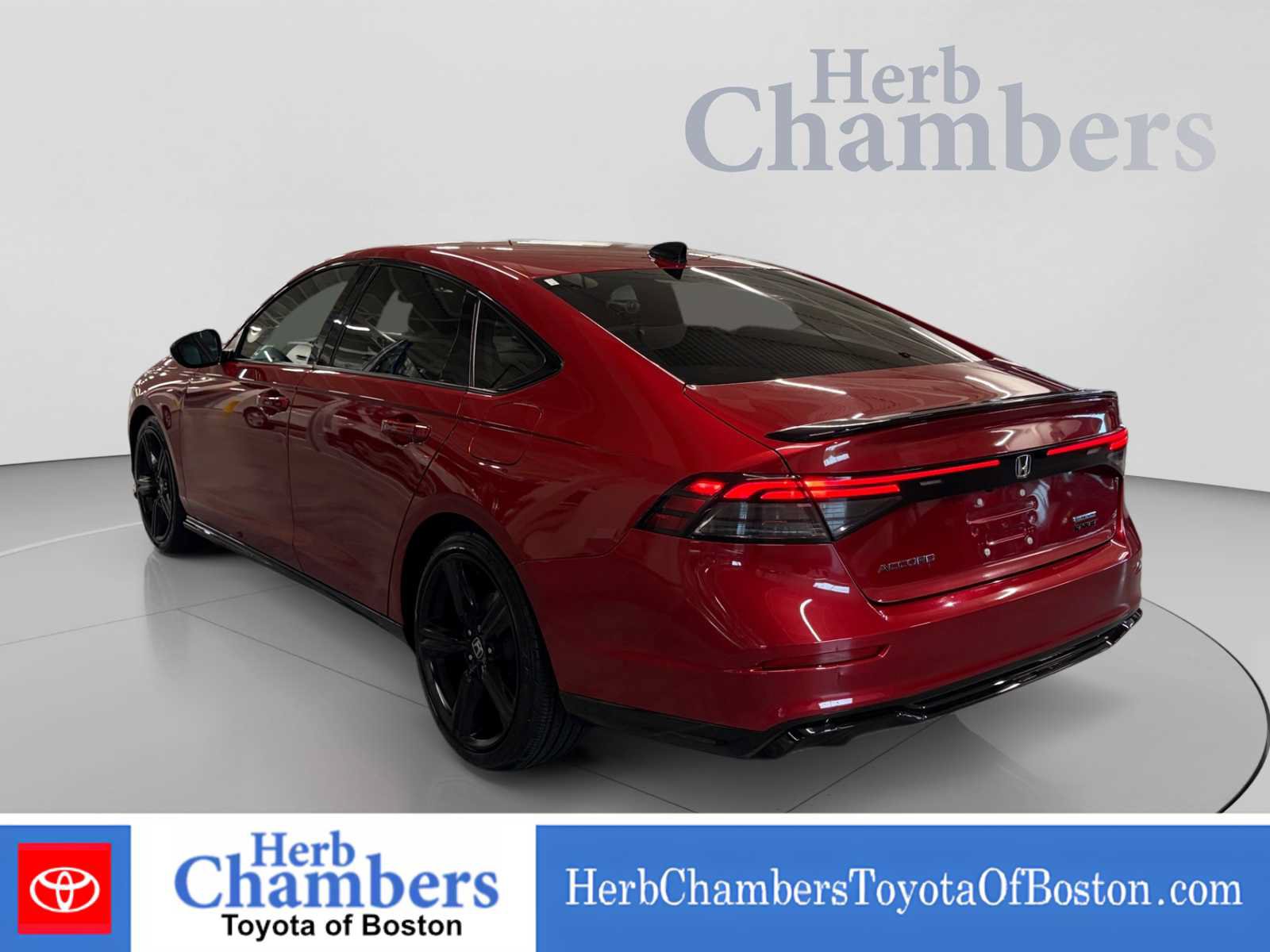 Used 2023 Honda Accord Sport image 3
