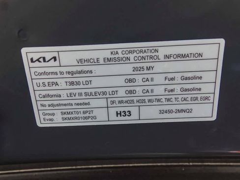 Certified 2025 Kia Sportage X-Line Prestige image 25