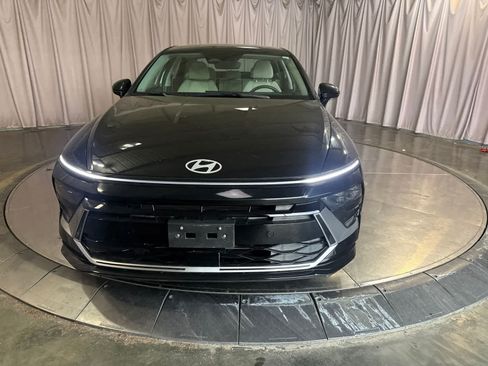 Used 2025 Hyundai Sonata SEL FWD image 2