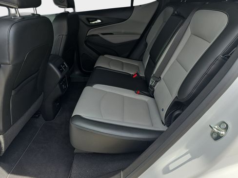 Used 2020 Chevrolet Equinox Premier FWD image 11