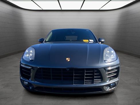 Used 2017 Porsche Macan S image 8