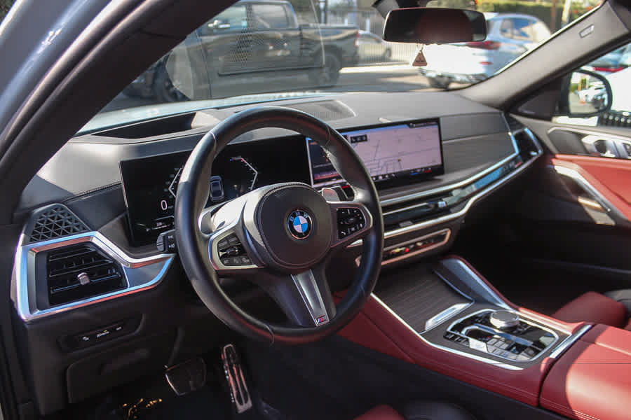Used 2026 BMW X6 xDrive40i w/ Premium Package AWD/4WD image 24