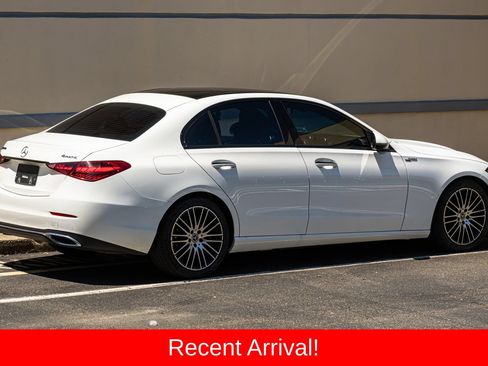 Used 2022 Mercedes-Benz C 300 4MATIC Sedan image 17