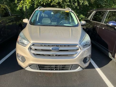 Used 2017 Ford Escape Titanium FWD image 10