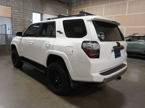Used 2021 Toyota 4Runner TRD Off-Road AWD/4WD image 3