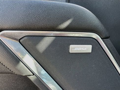 Used 2023 GMC Sierra 1500 SLT AWD/4WD image 10