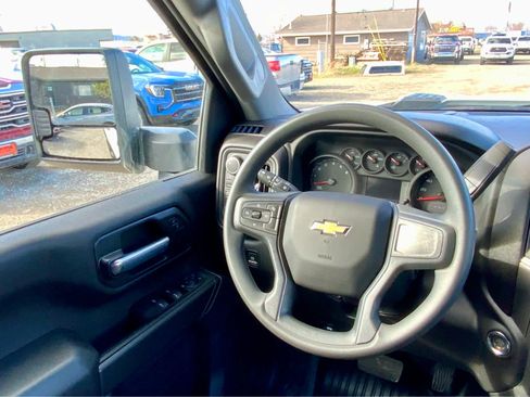 New 2026 Chevrolet Silverado 3500 W/T image 39