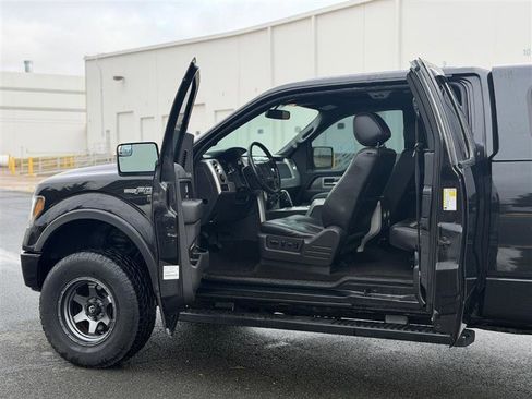 Used 2014 Ford F150 FX4 w/ Equipment Group 402A Luxury image 16