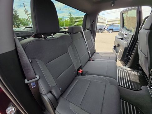 Used 2024 Chevrolet Silverado 1500 LT AWD/4WD image 29