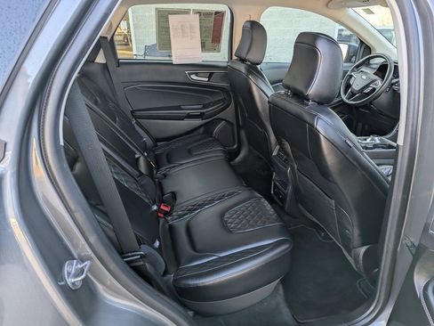 Used 2024 Ford Edge Titanium image 17